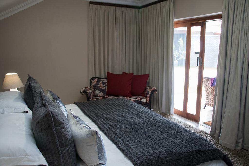 A' Queenslin Guesthouse Paarl Exterior foto